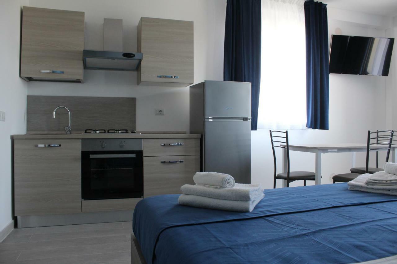 Naxos Laguna Beach Giardini Naxos Exterior photo